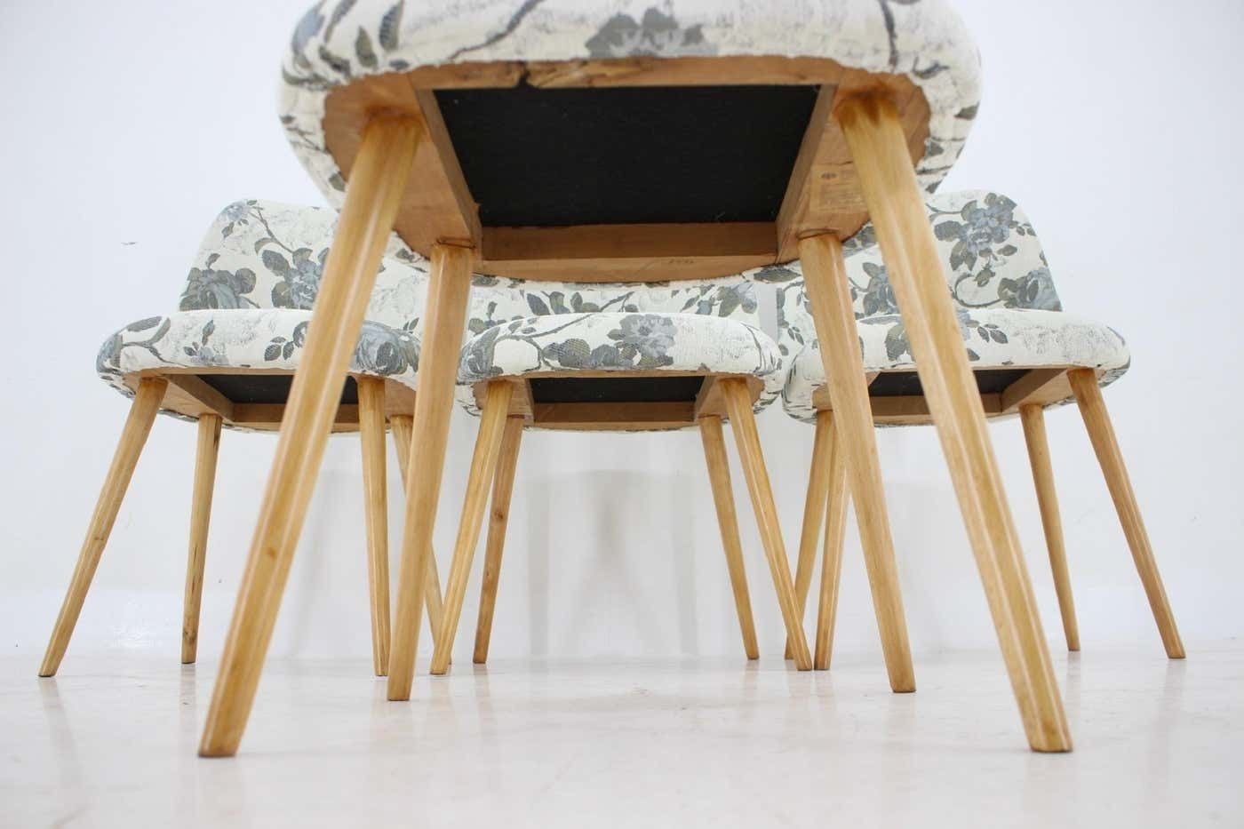 photo vinterior 1960s Set Of Four Oswald Haerdtl Dining Chairs In Fabric, Czechoslovakia