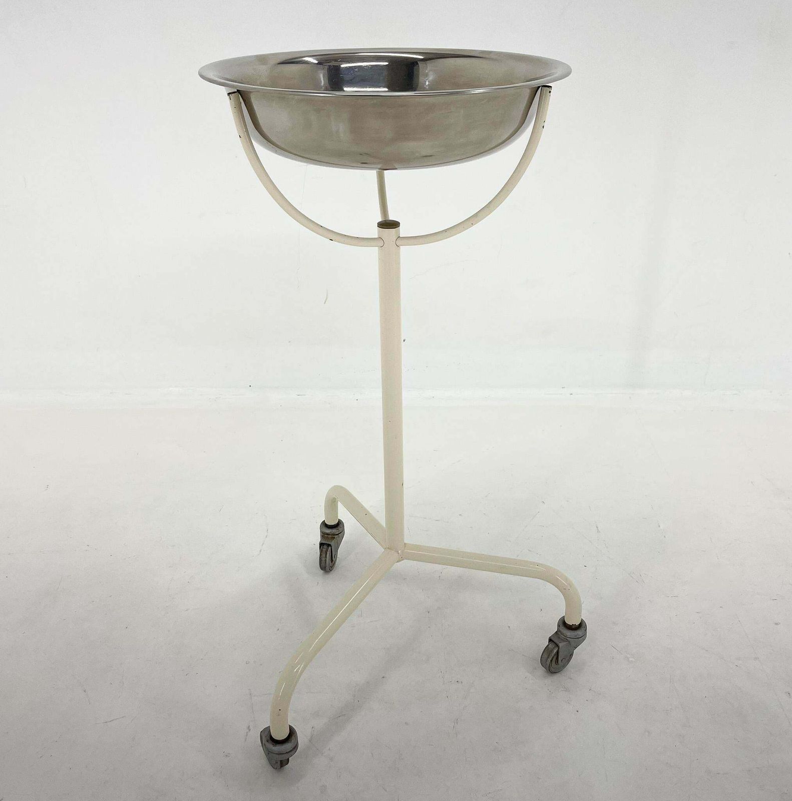 1950''S Hospital Wash Basin, Czechoslovakia photo vinterior