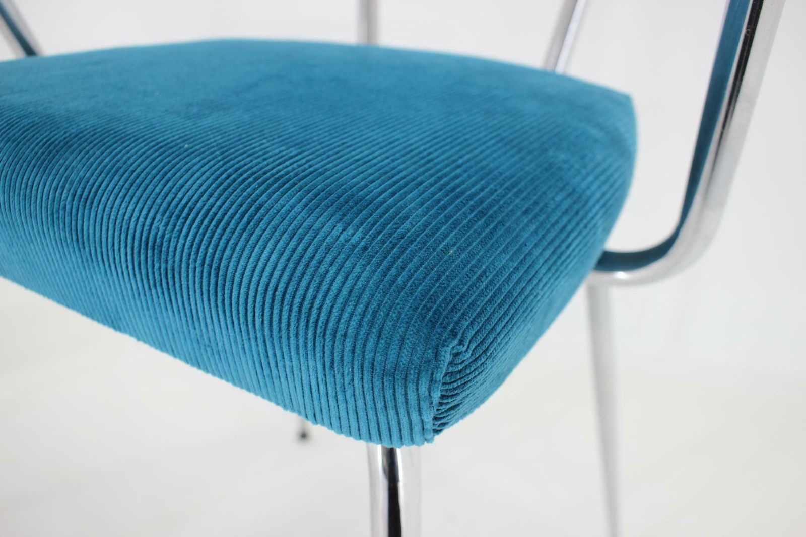 Furniture 1960s Pair Of Italian Armchairs In Needlecord photo