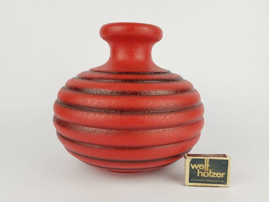 Vintage Amazing Red Carstens Tonnieshof Vase 0108 20   1960s 1970s photo furniture