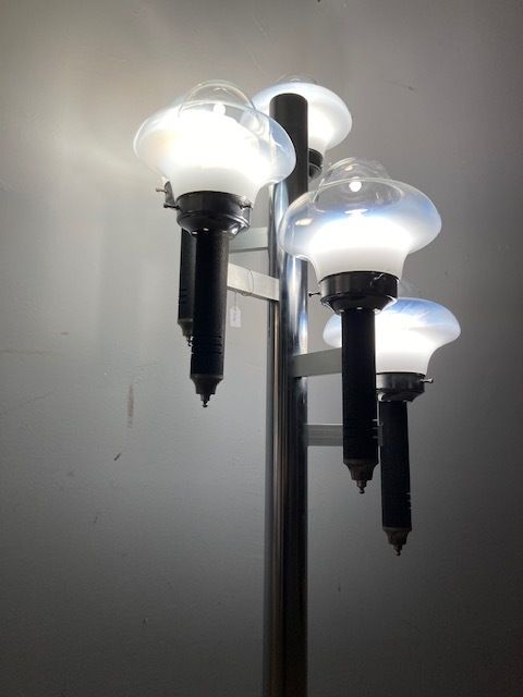 Floor Lamp, Modern 70s Five Lights. Chromed Metal And Murano Glass. Design photo Lighting