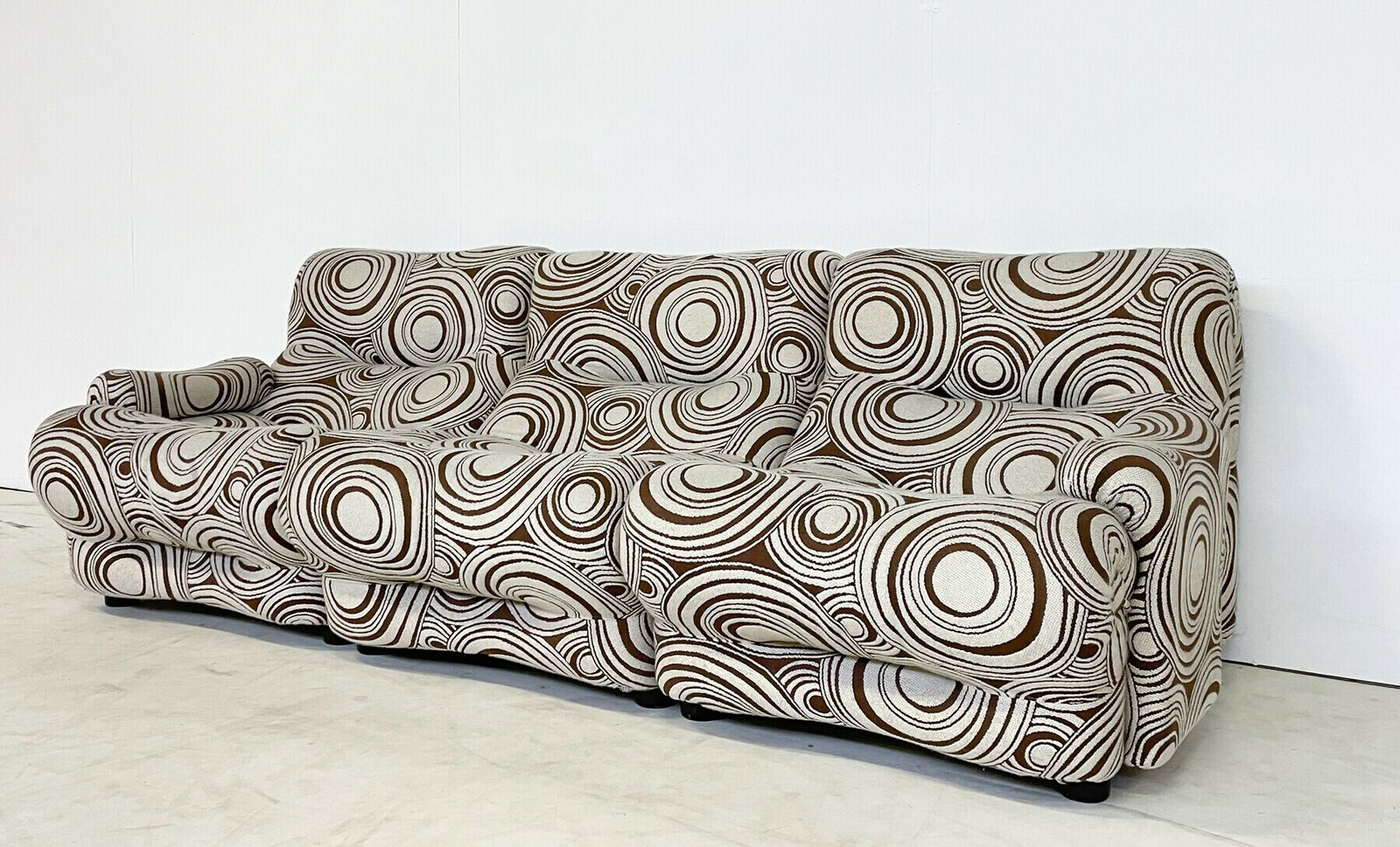 Mid Century Modern Italian Seating Set By Emilio Guarnacci & Felix Padovano photo for sale