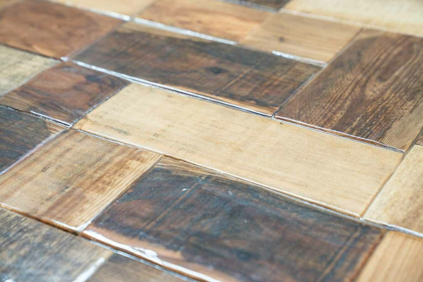 Table Artisanale Produite Par Maxvintage Sas photo for sale