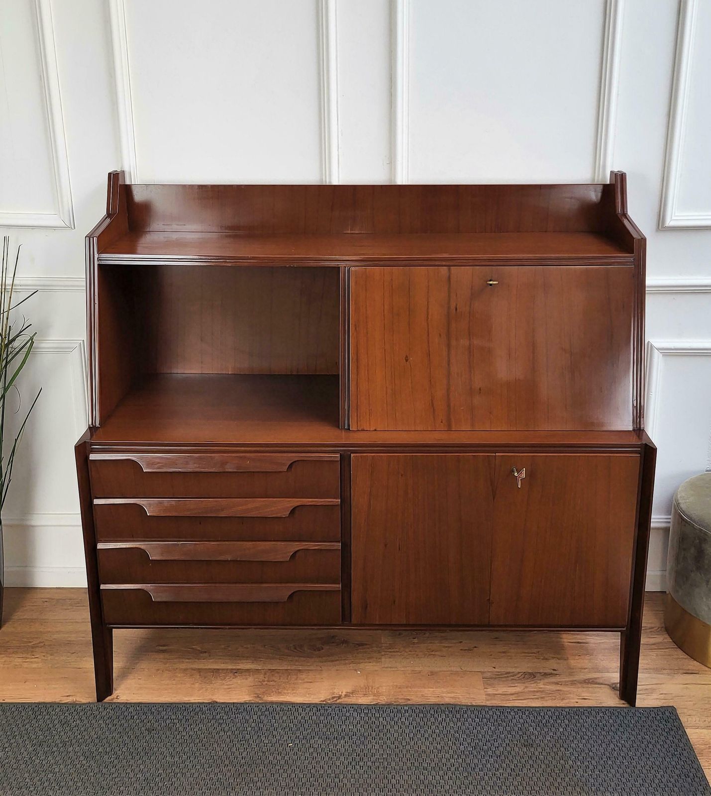 1960s Italian Art Deco Mid Century Walnut Wood Credenza Sideboard Bar Cabinet photo furniture