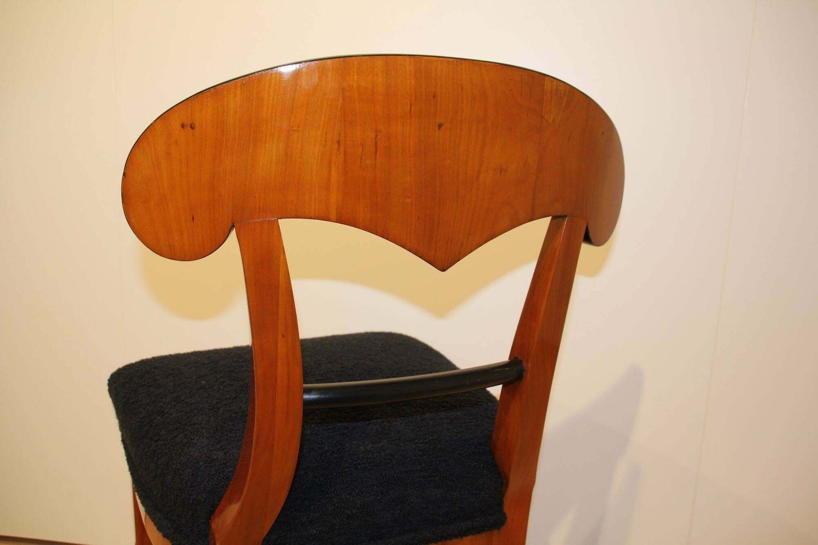 photo buy Biedermeier Shovel Chair, Cherry Veneer, South Germany Circa 1820