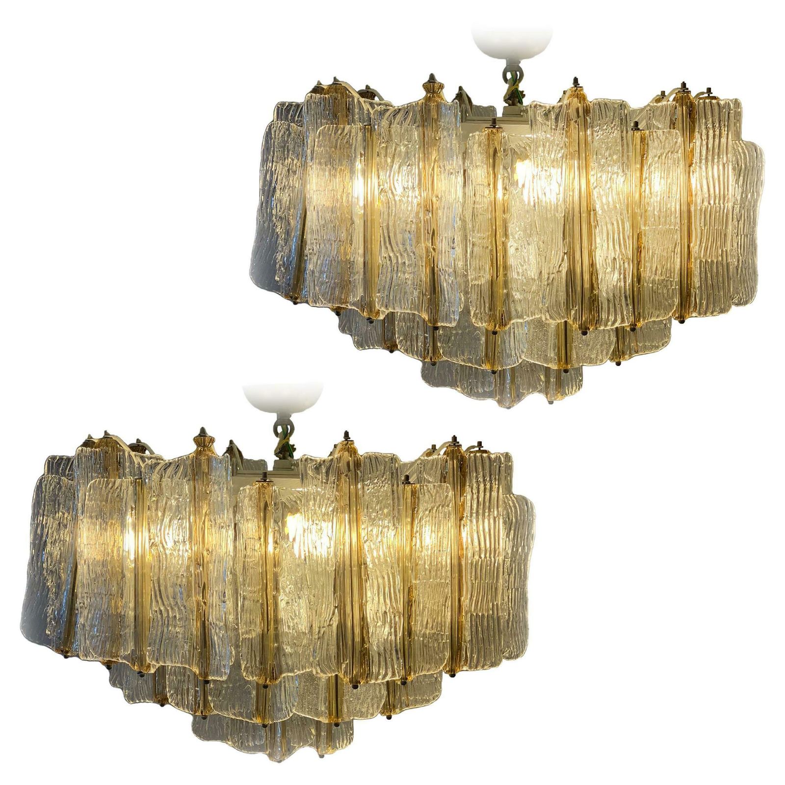 Prestigious Pair Of Toni Zuccheri Chandeliers For Venini. Murano 1968.
