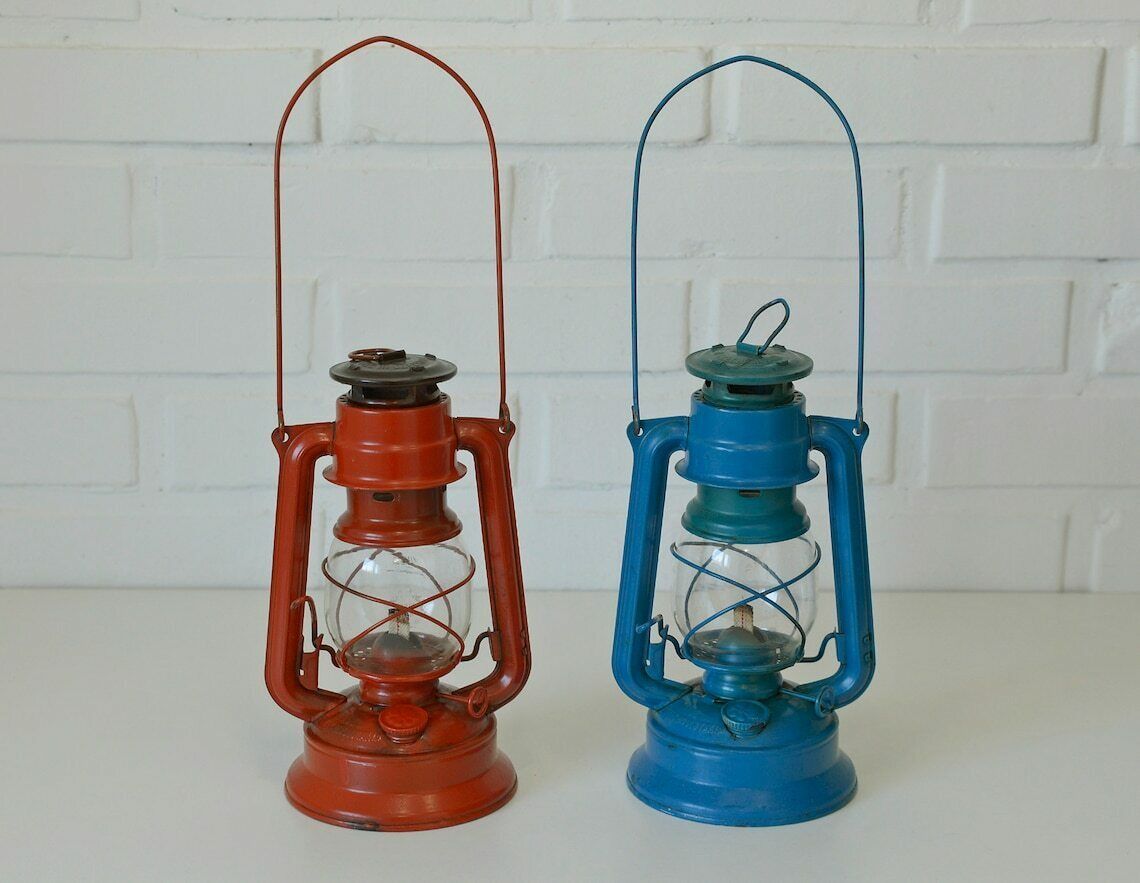 Set Of 2 Vintage Lantern Lamps / Hanging Hurricane Lamps / Barn Red And Blue Lantern From 1950s