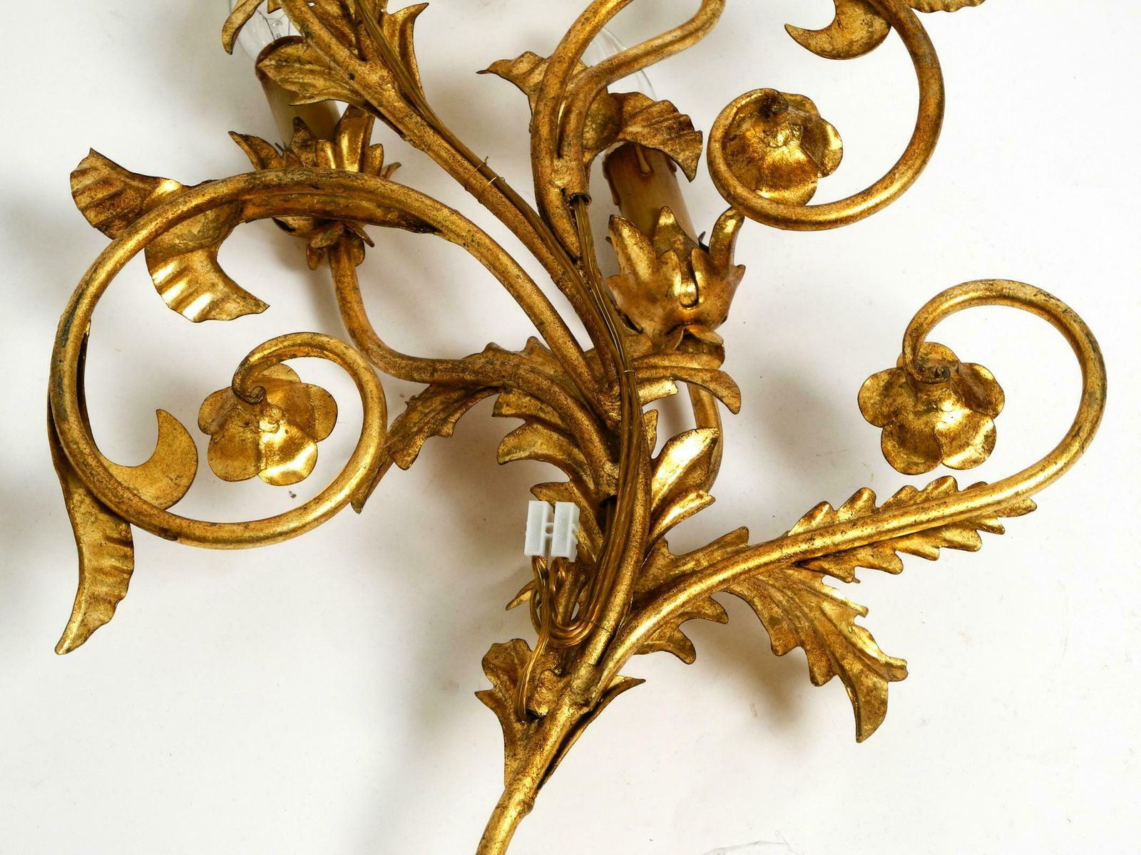 photo vintage Beautiful Xl 1960s Italian Gold Plated Wall Lamp With Four Sockets