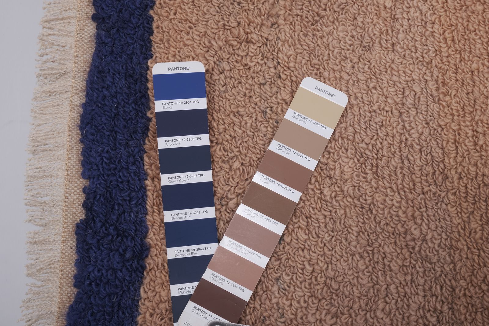 photo furniture Vintage Checkered Tulu Rug   Soft Wool Pile 4'4'' X 5'11''