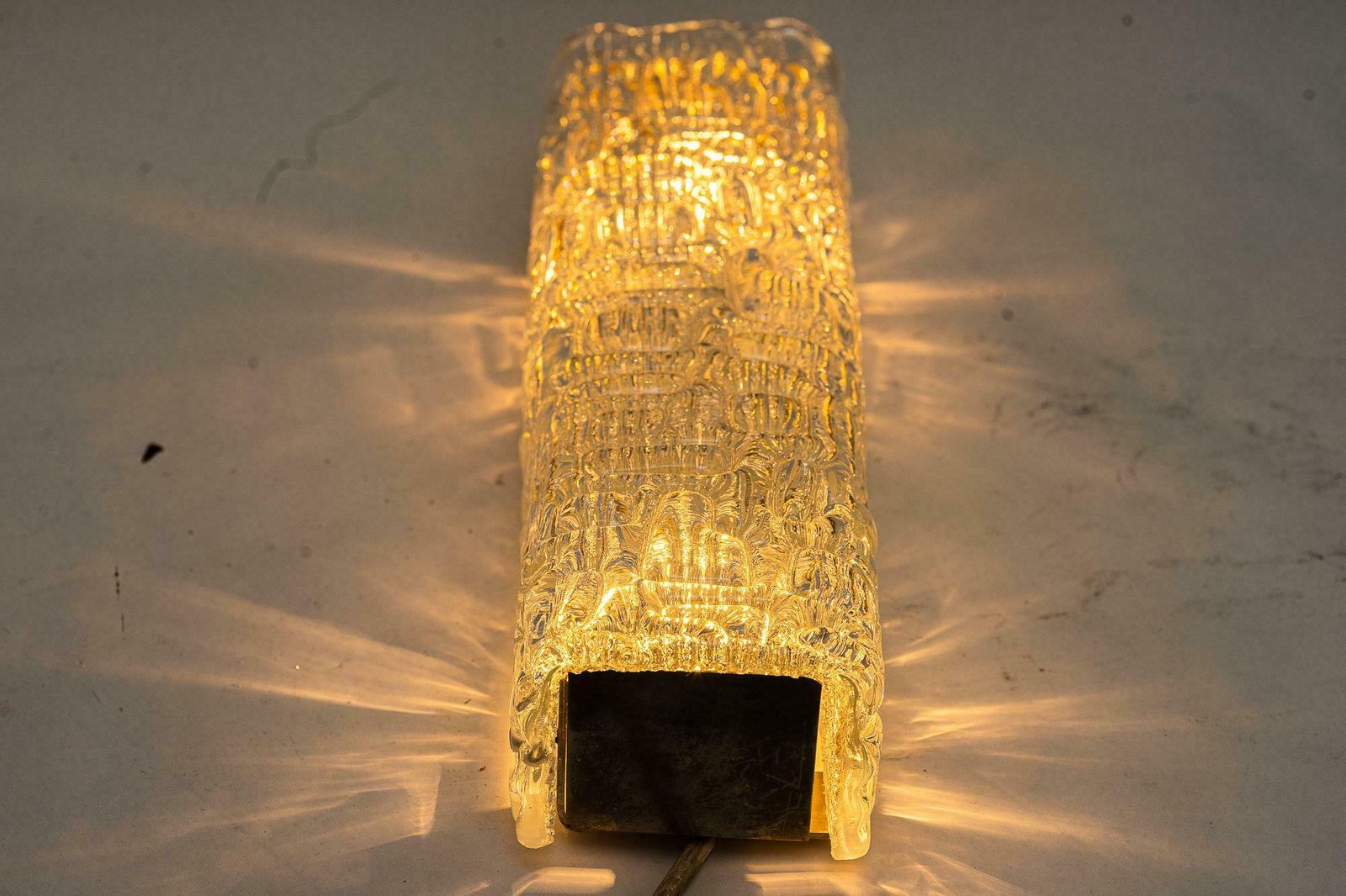 J.T.Kalmar Wall Lamp With Structure Glass Shade Vienna, Around 1950s photo vintage