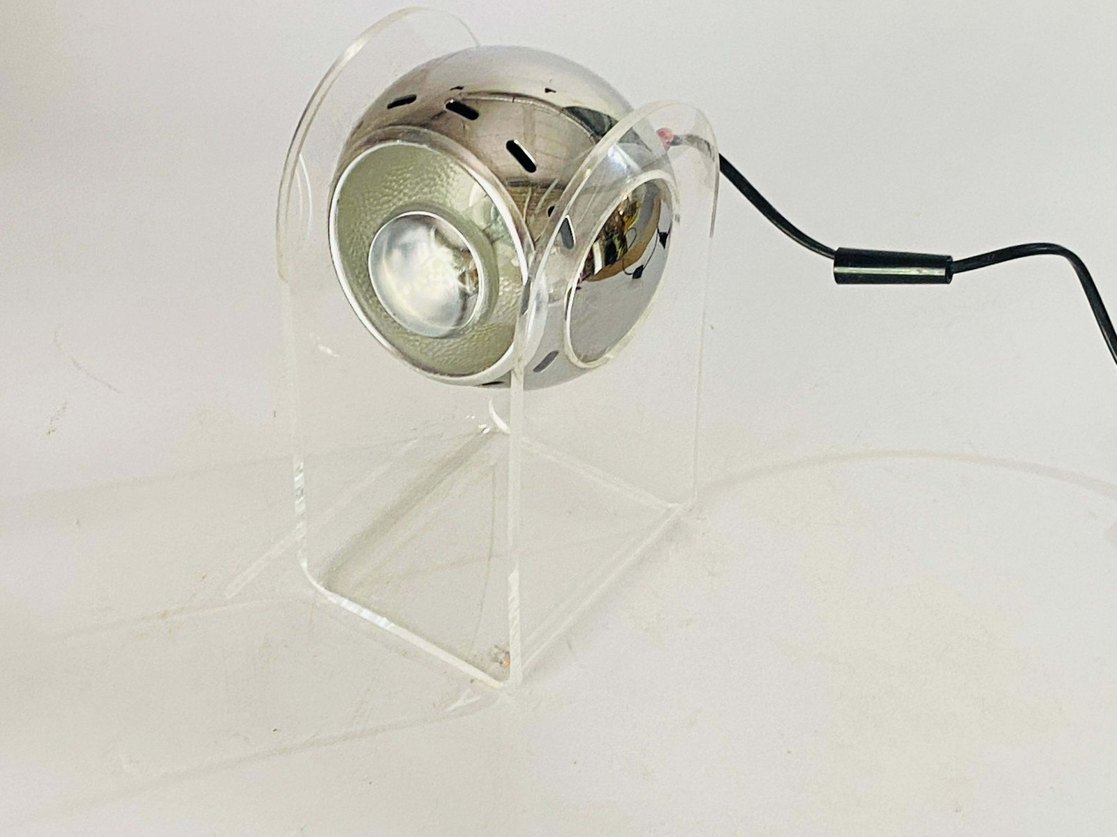Gino Sarfatti Model 540p Table Lamp For Arteluce, 1960's photo for sale