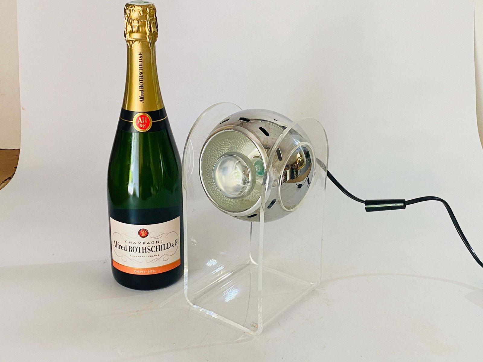 Gino Sarfatti Model 540p Table Lamp For Arteluce, 1960's photo vintage