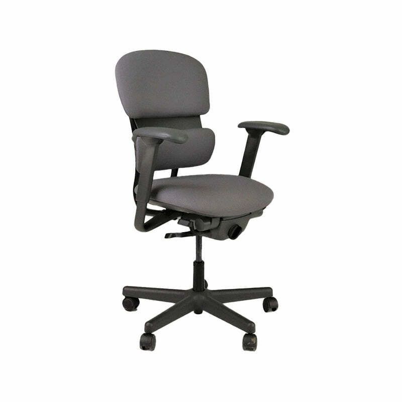 Furniture Ki: Impulse Office Task Chair   Refurbished photo
