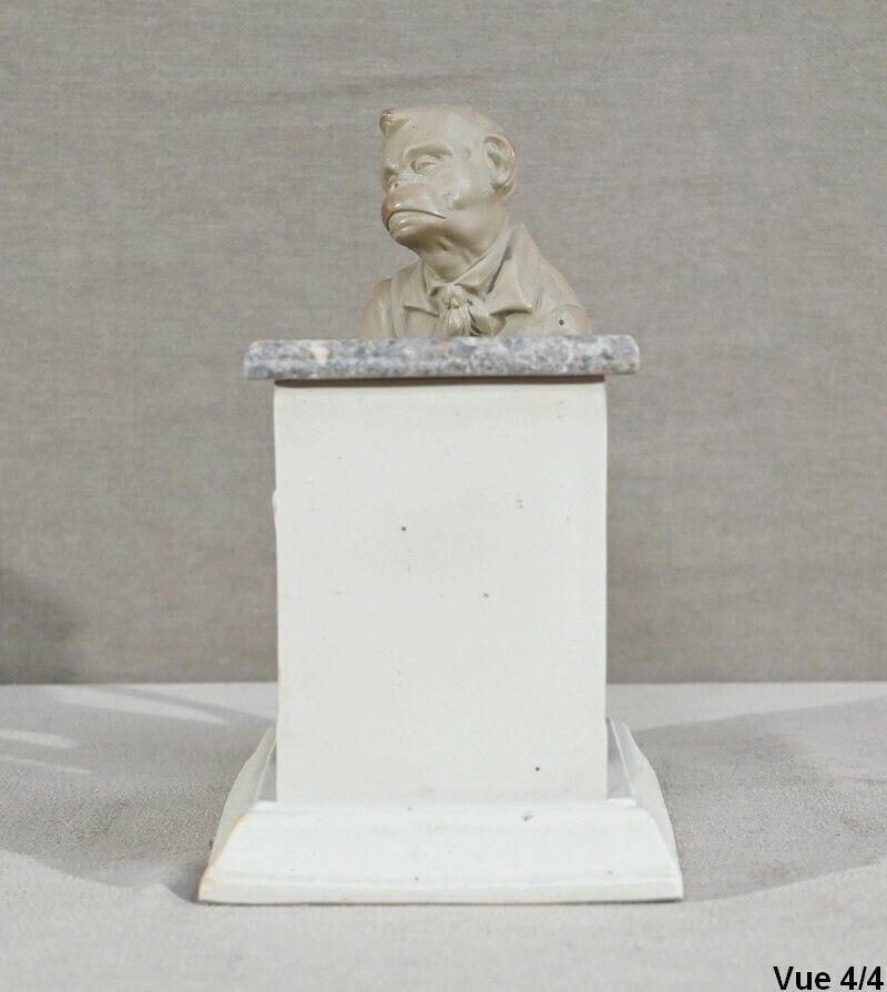 photo vintage Biscuit And Sandstone Tobacco Jar Music Monkey Manufacture Sarreguemines  Late 19th Century