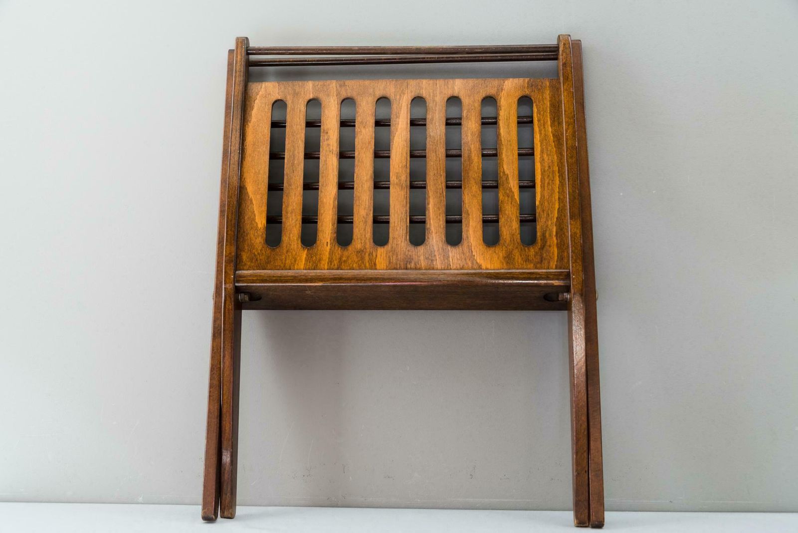 Magazine Rack In Solid Beechwood photo vinterior