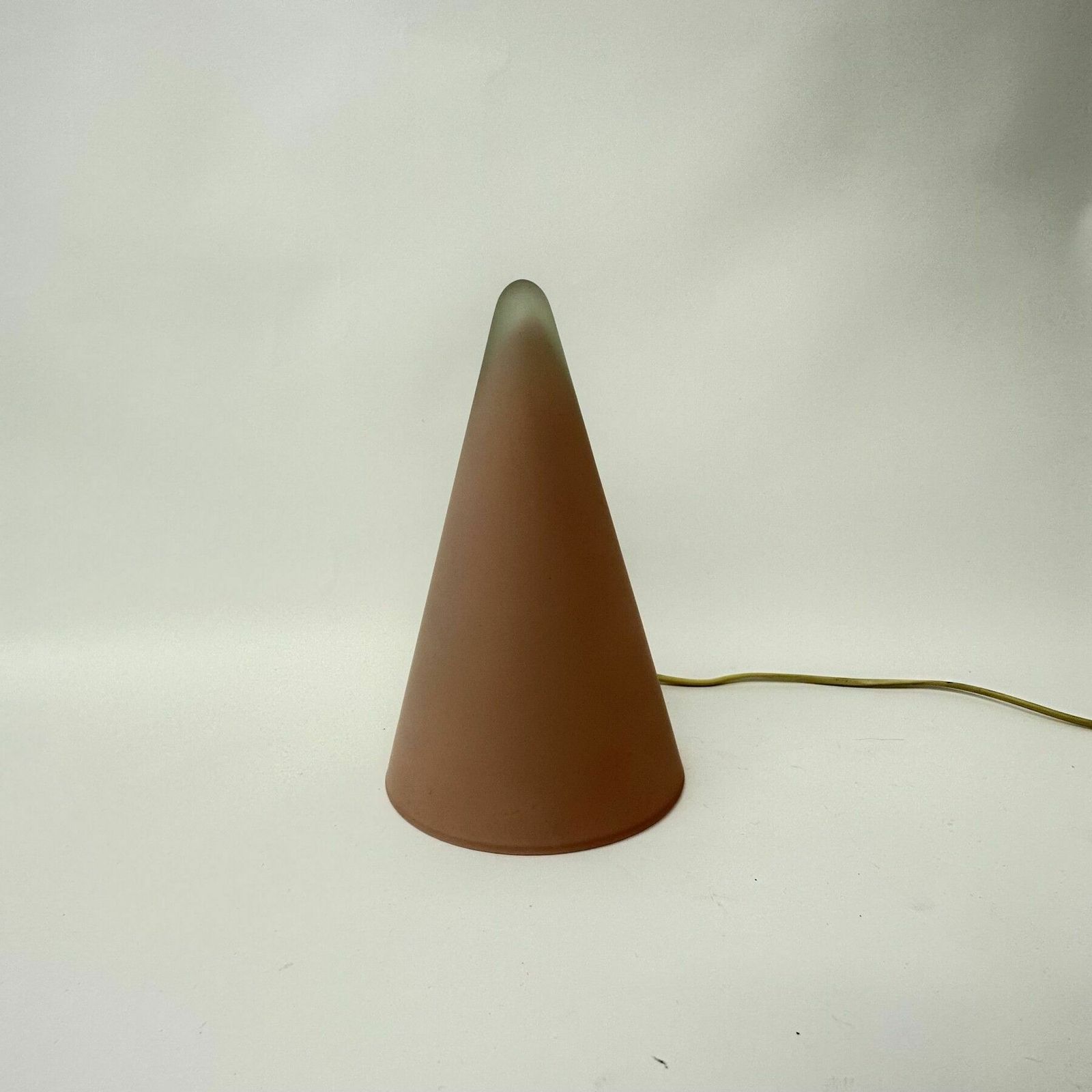 Matte Roze Glazen Sce Teepee Tafellamp, Ca. Jaren 1970, Frankrijk photo 240.0