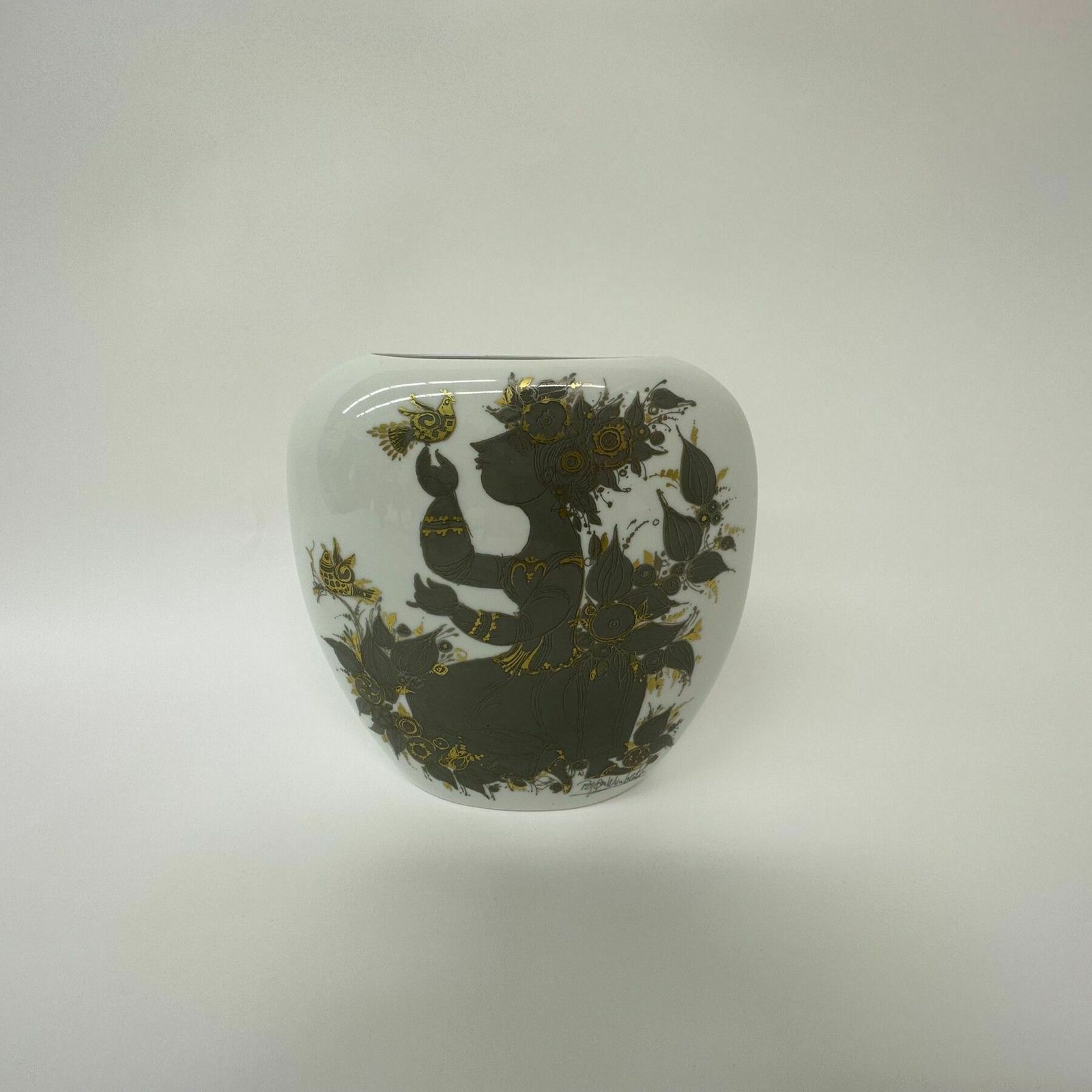 Mid Century Design Björn Wiinblad For Rosenthal Vase Sammuramat , 1970’s
