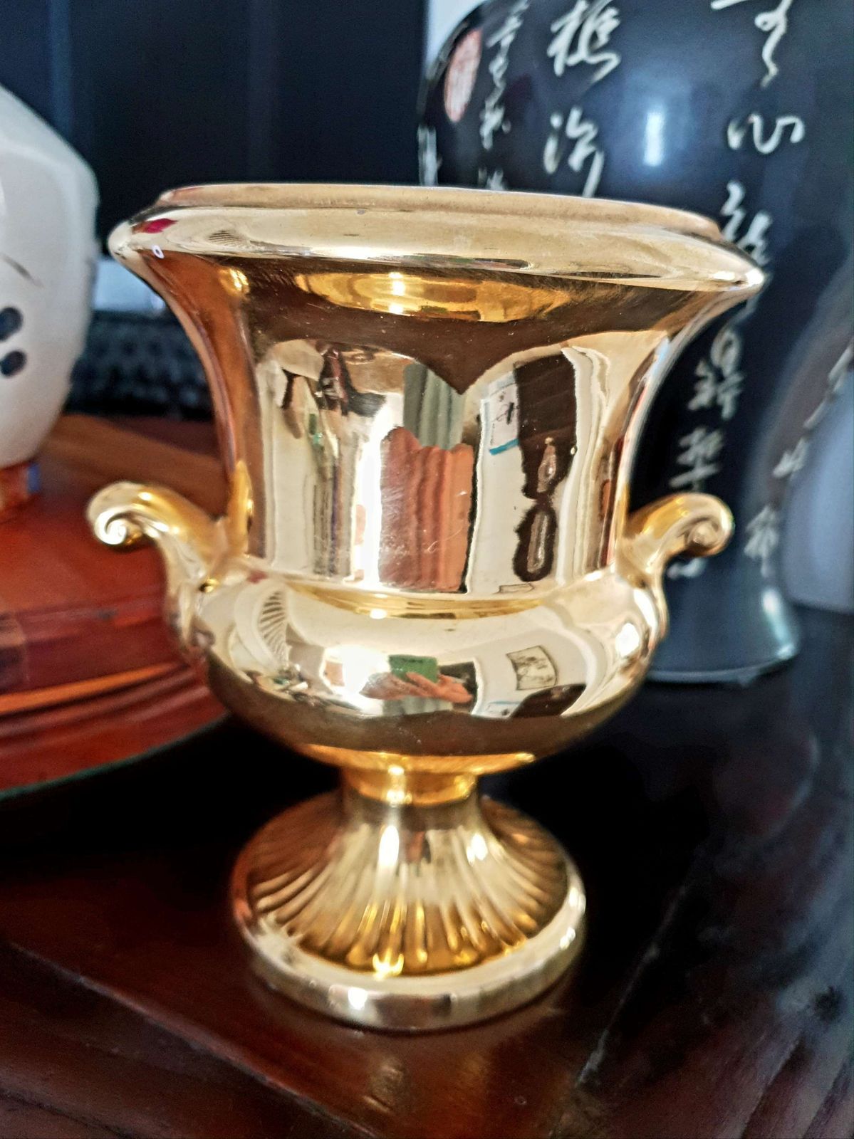 1950's Gold Lustre Ware Urn Vase By Royal Winton Grimwades photo furniture
