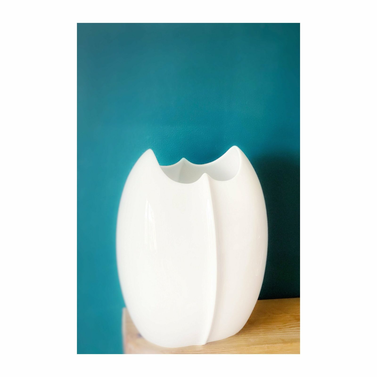 Elegant Lino Sabattini Vase For Rosenthal   Vintage Modernist Piece All White Decor