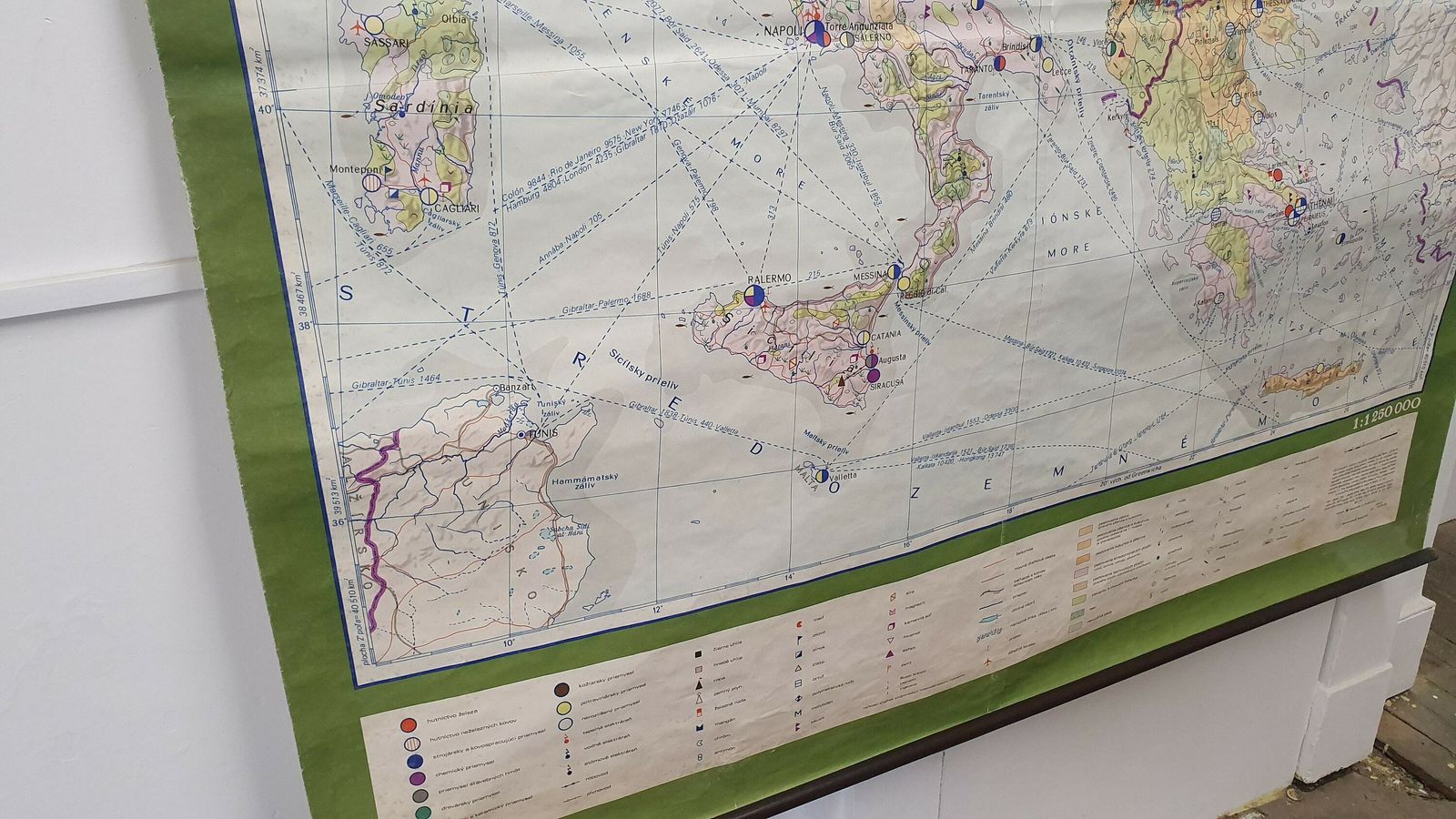 Massive 5 Ft X 5 Ft Map Roll Up South Eastern Europe Italy Bulgaria Romania Yugoslavia Albania Greece Croatia photo 245.0