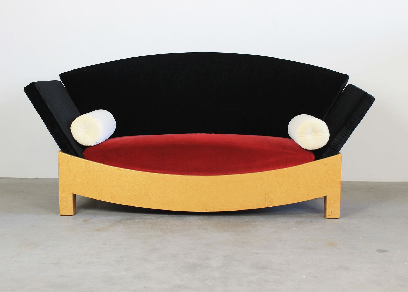 Hans Hollein Mitzi Sofa In Poplar Fabric And Wool By Poltronova 1980s Italy