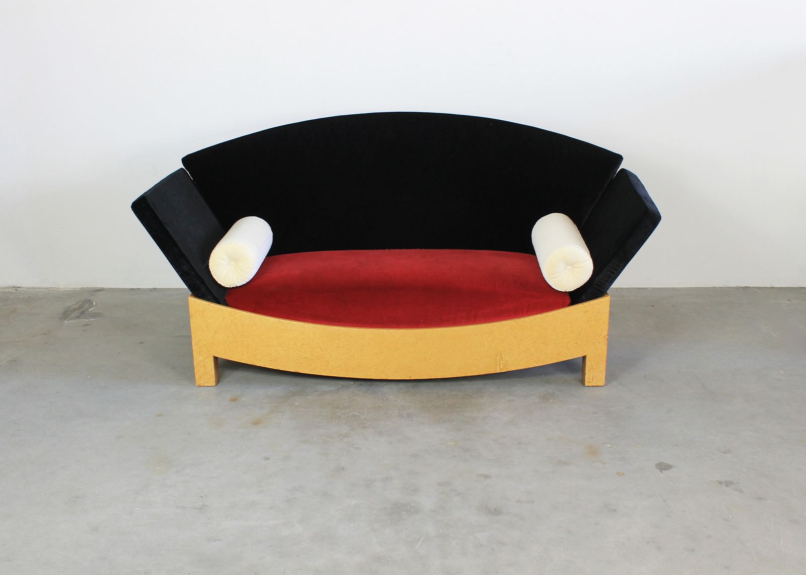 Hans Hollein Mitzi Sofa In Poplar Fabric And Wool By Poltronova 1980s Italy photo Furniture