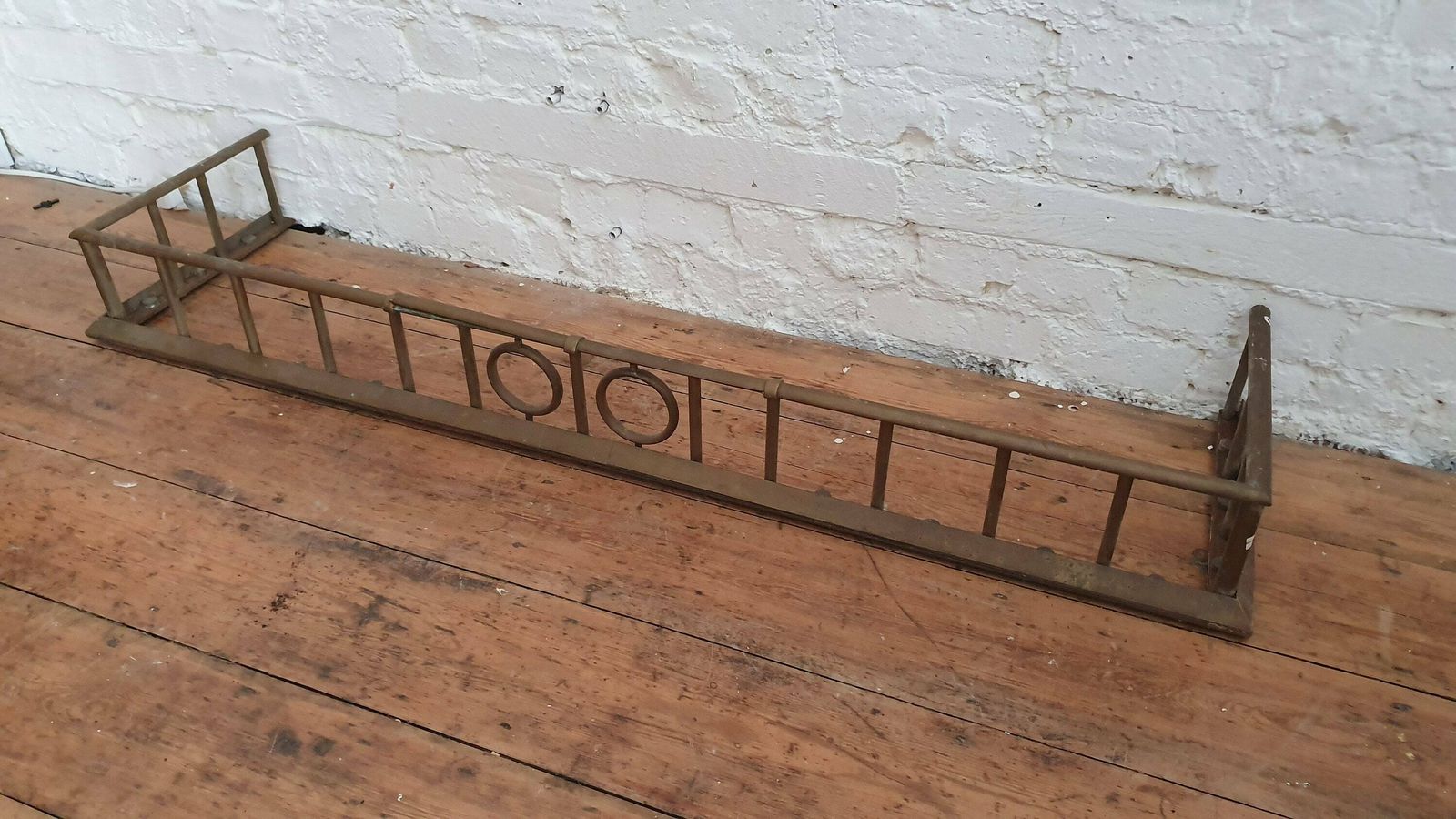 Large Vintage Very Heavy Iron And Brass Fender photo buy