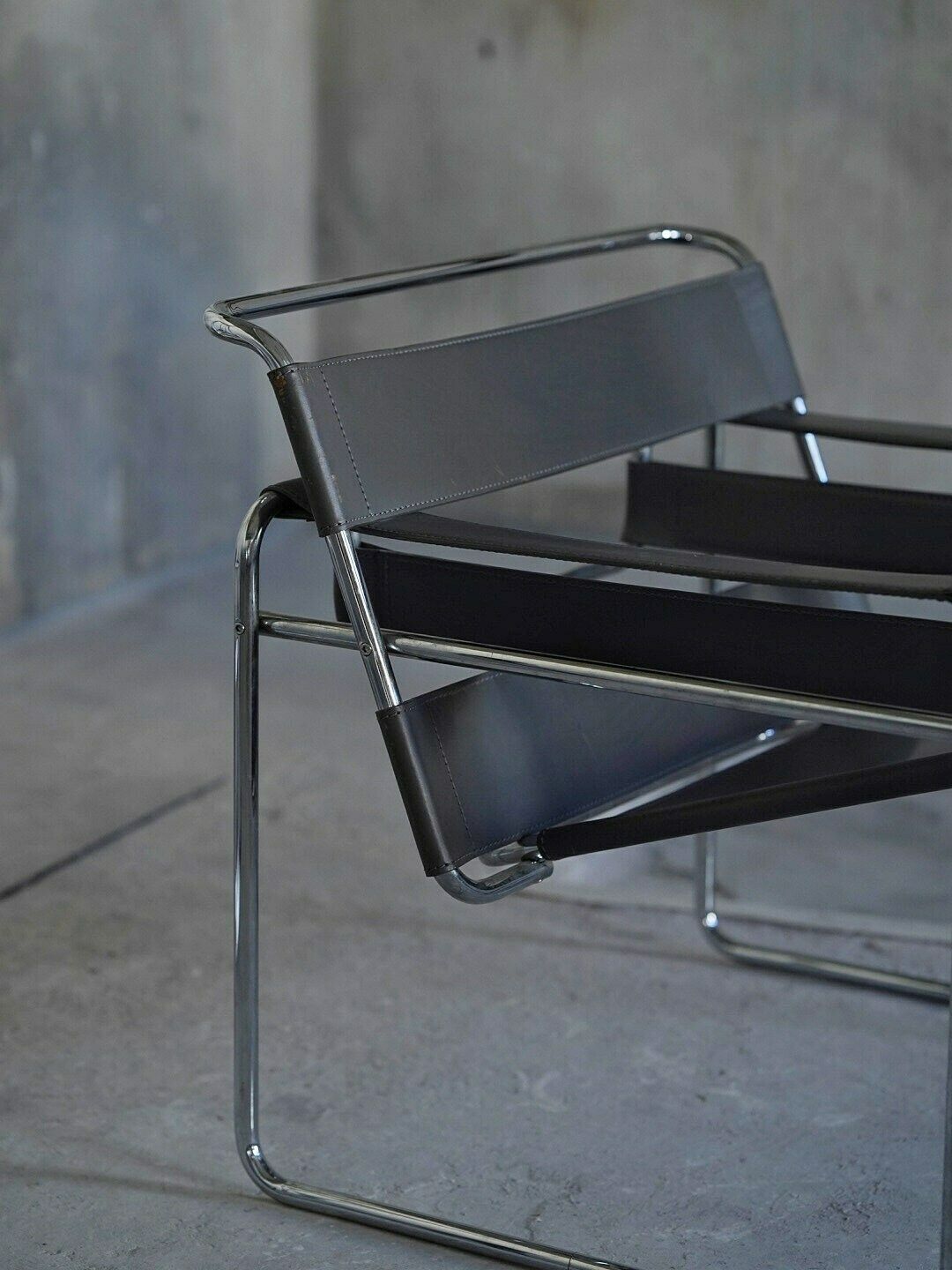photo for sale Marcel Breuer Wassily Style Grey B3 Chairs 1980s Italy By Fasem