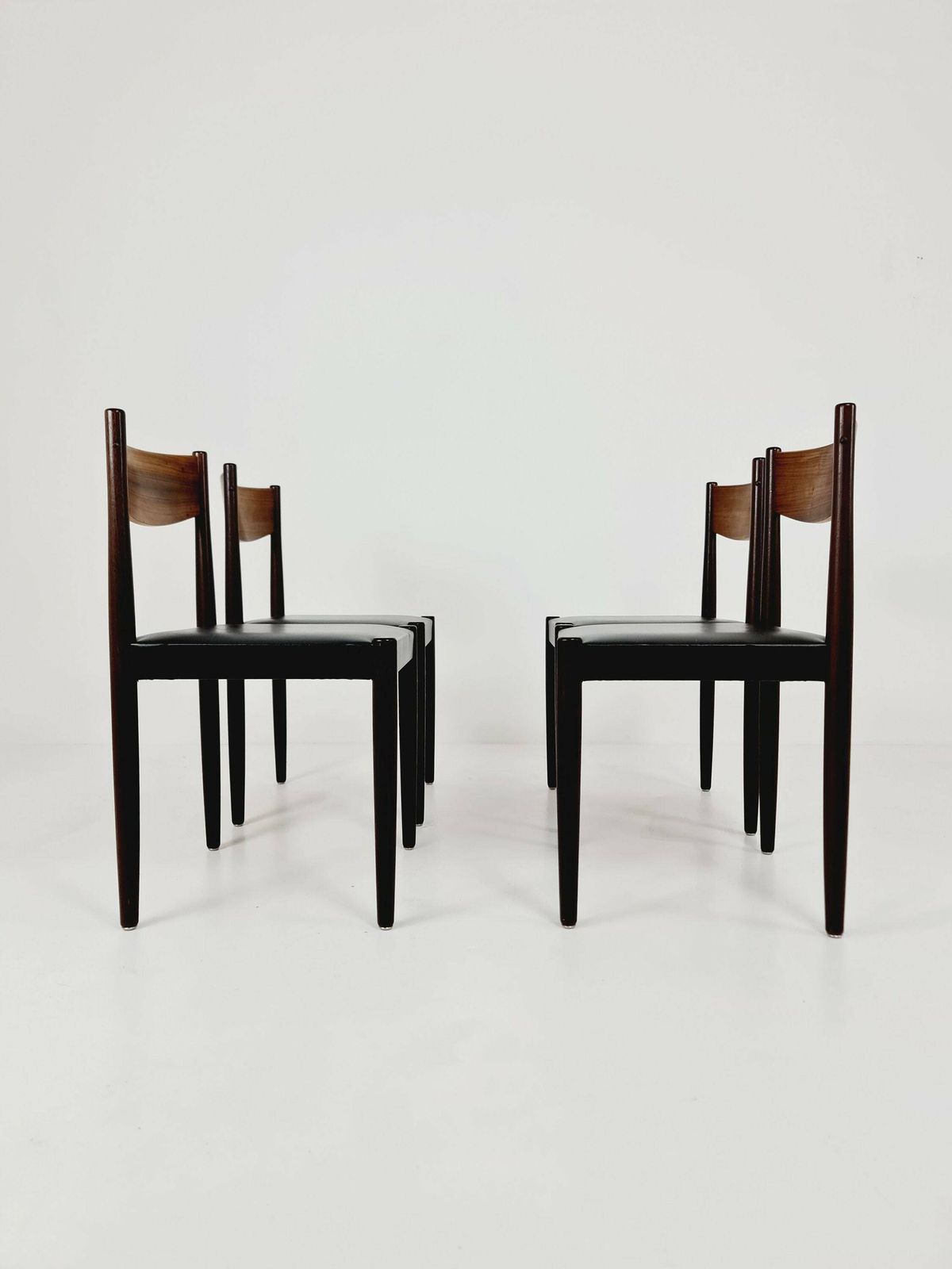 photo furniture Danish Modern Rosewood Chairs Design By Niels Möller For Frem Rojle, 1960s, Set Of 4