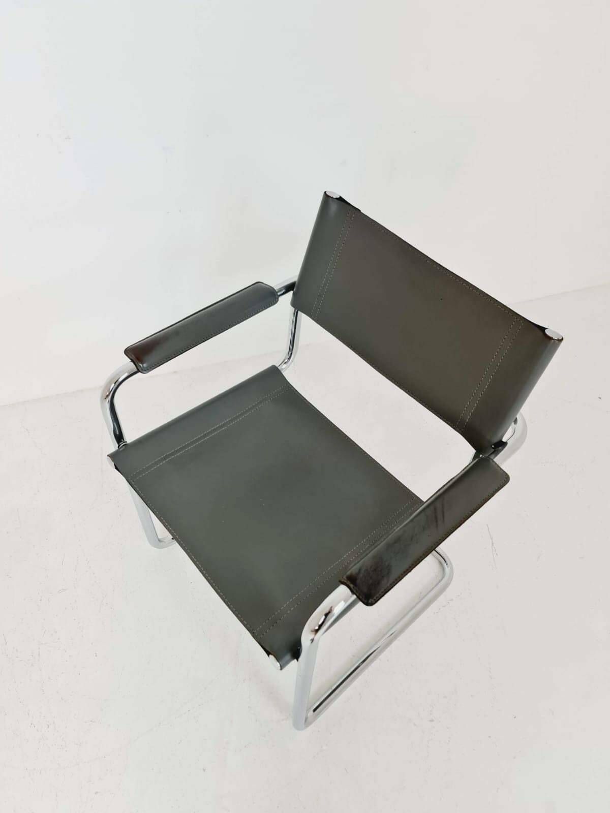 1 Of 4 Original Model Mg5 Centro Studi Desk Grey Leather Chair By Mart Stam & Marcel Breuer For Matteo Grassi, 1970s photo for sale