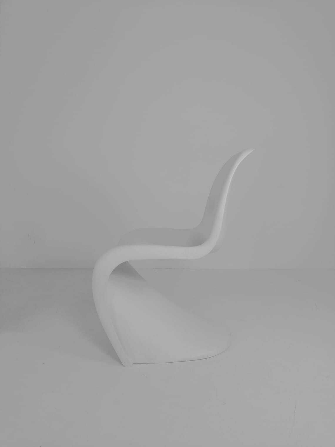 4 X Verner Panton Chairs In White From Vitra Germany photo Furniture