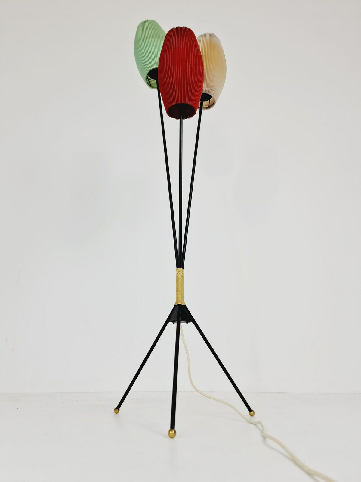 photo furniture Tripod Swedish Vintage Floor Lamp In Metal By Möller Armatur Eskilstuna Mae, 1950s