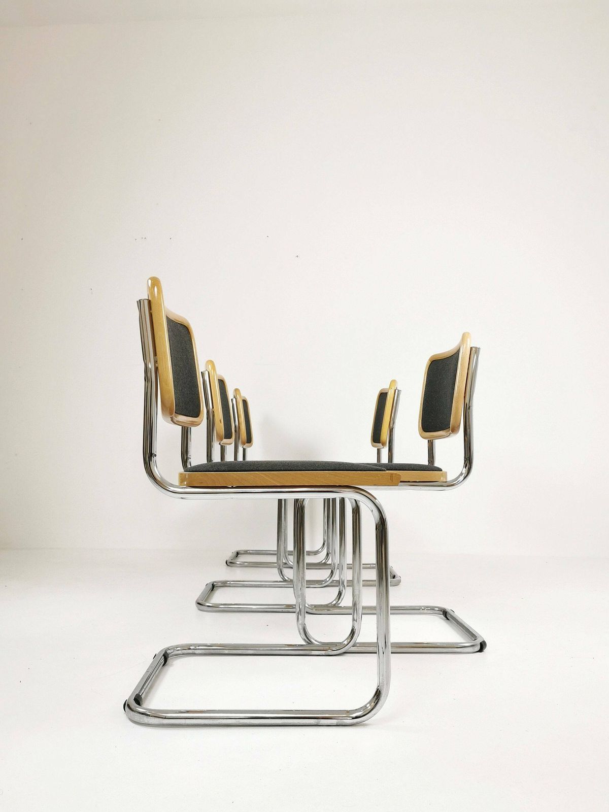 Set Of 5 Marcel Breuer B32 Upholstered Cesca Chair, Bauhaus Design By Bene photo vintage