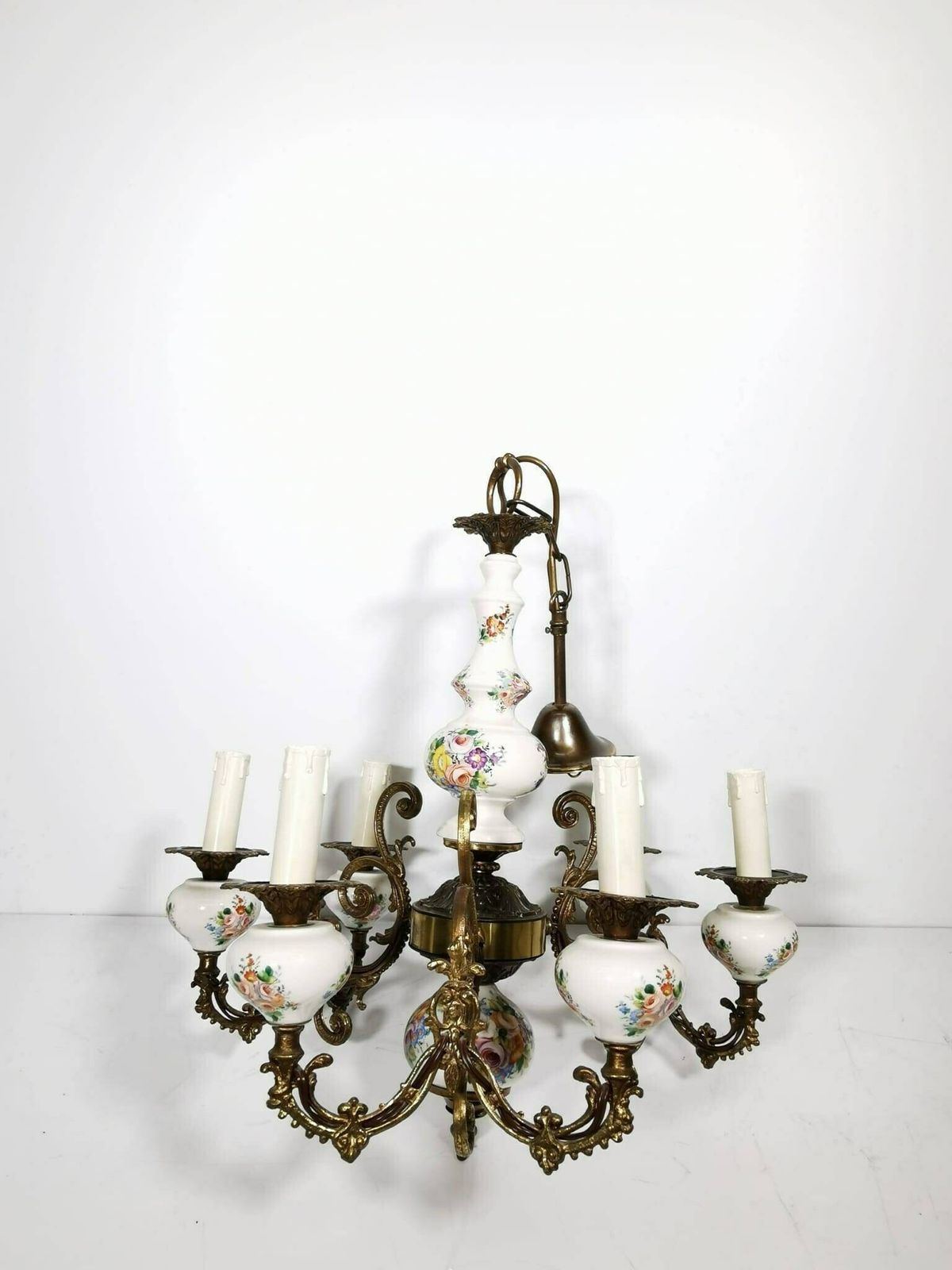 Italian Bronze And Porcelain Neoclassical Art Deco Chandelier 1930s