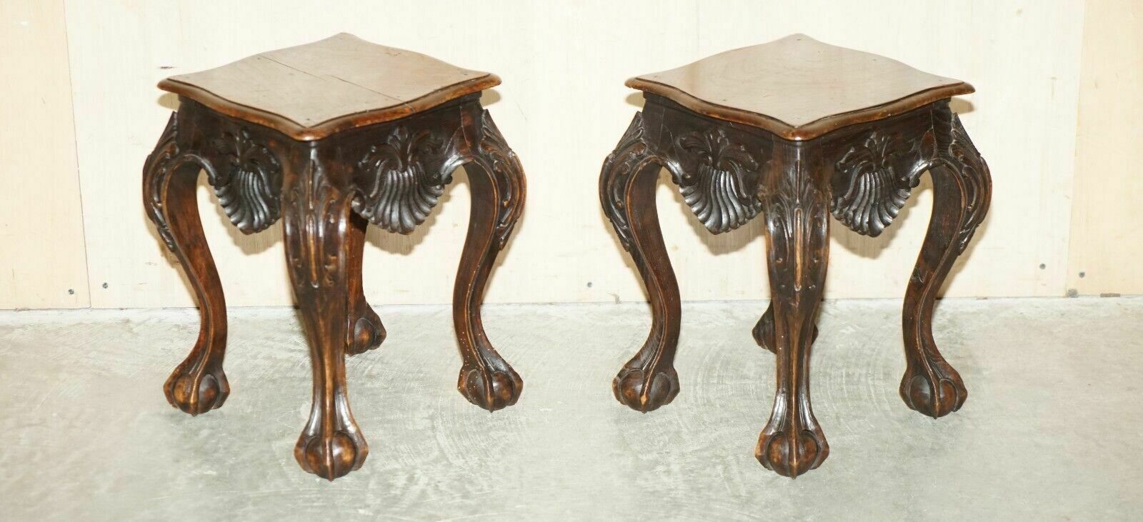 Lovely Pair Of Antique Circa 1900 Hand Carved Mahogany Claw & Ball Side Tables
