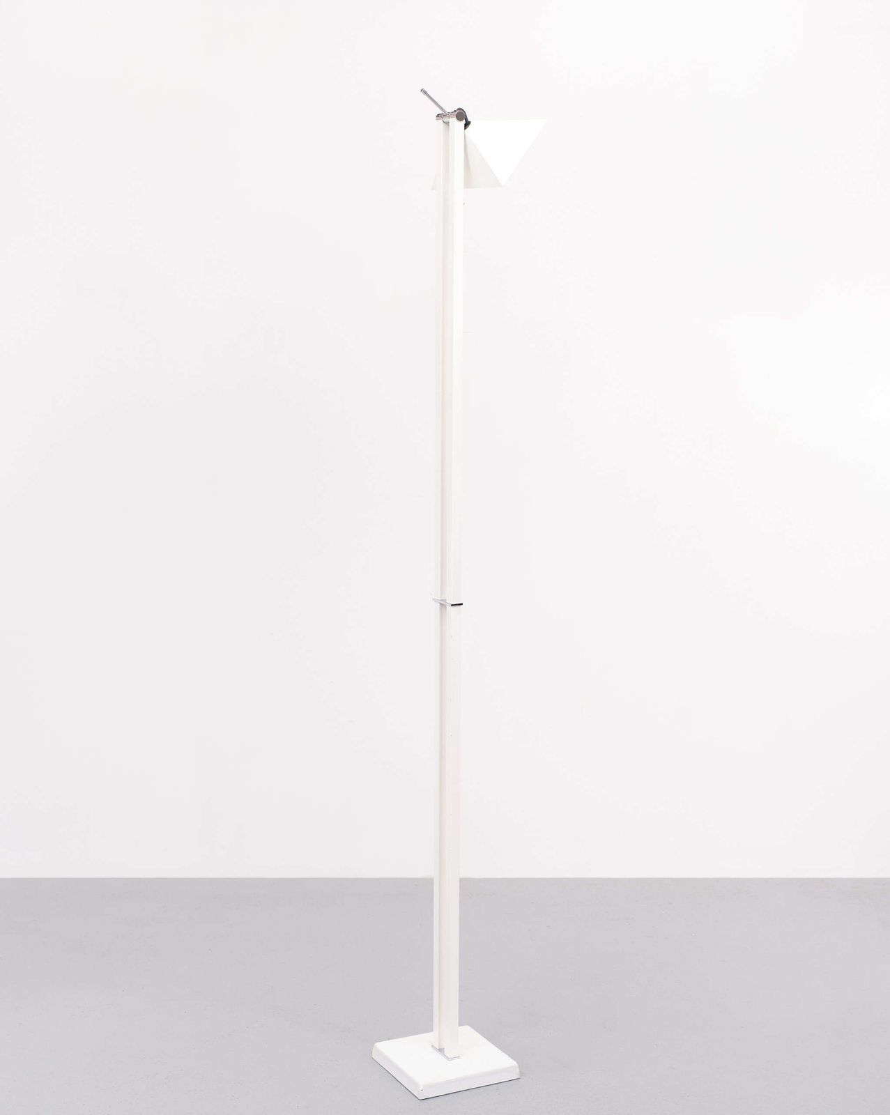 Post Modern White Floor Lamp 1980s Belgium photo 856.0