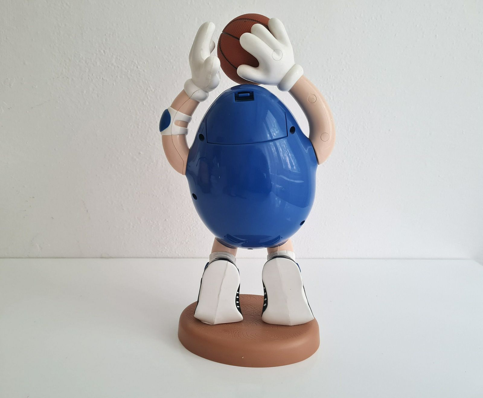 Vintage Big Blue M&Ms Candy Dispenser Basketball Rare Plastic Figure photo vinterior