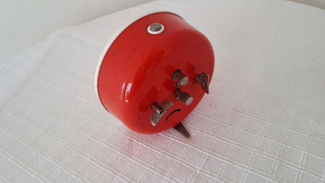 Vintage Mechanische Wekker Prim Tsjecho Slowakije Jaren 60 photo vinterior
