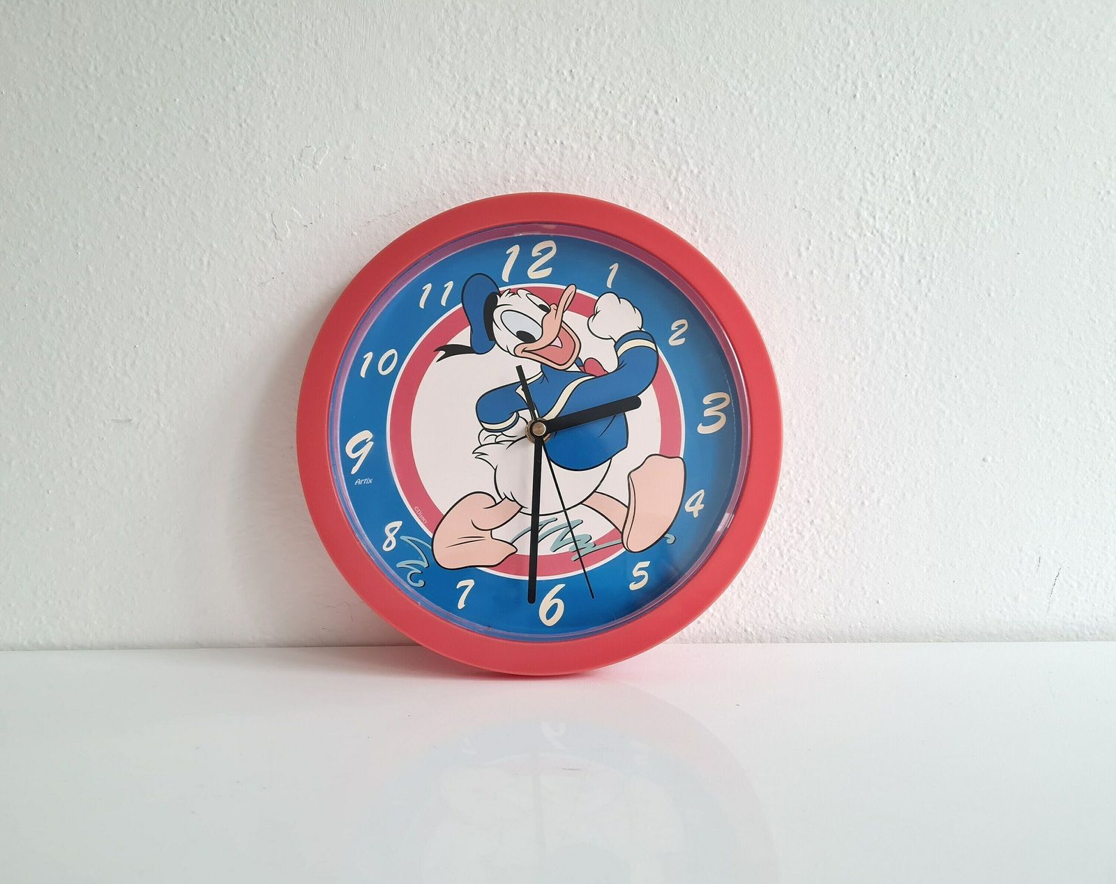 Vintage Pop Art Donald Duck Wall Clock In A Plastic Frame