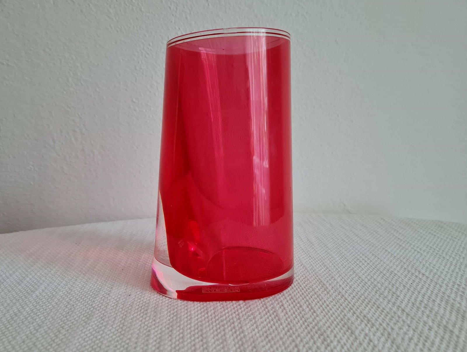 Vintage Y2k Pink Plastic Vase, 21st Century photo Home Decor