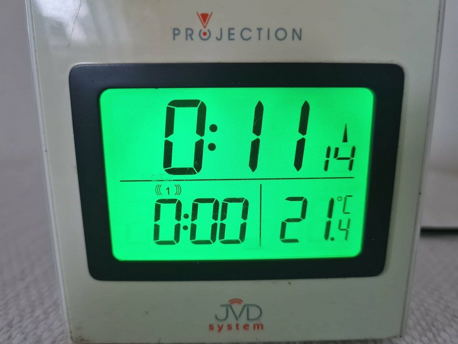Vintage Digitale Wekker Projector Met Thermometer photo vintage