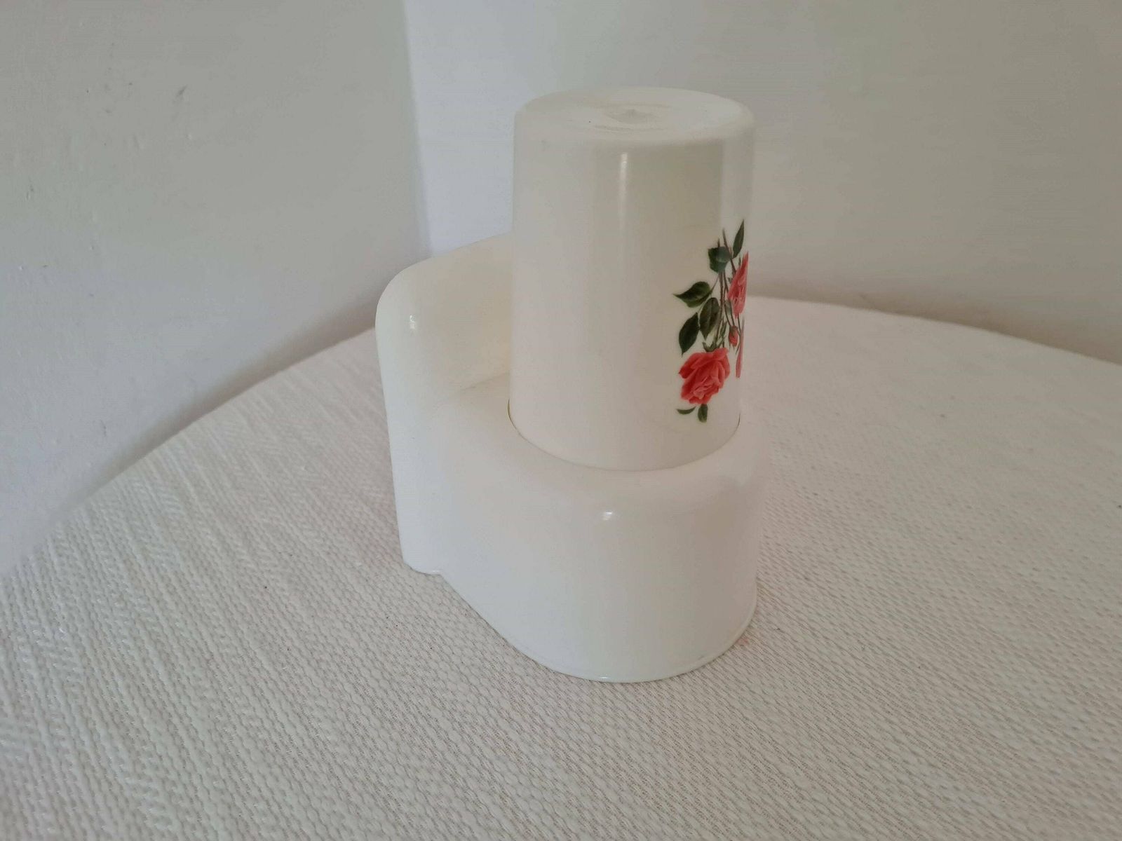 One Of The Retro Plastic Bathroom Accessories Syla France 2 photo Home Decor