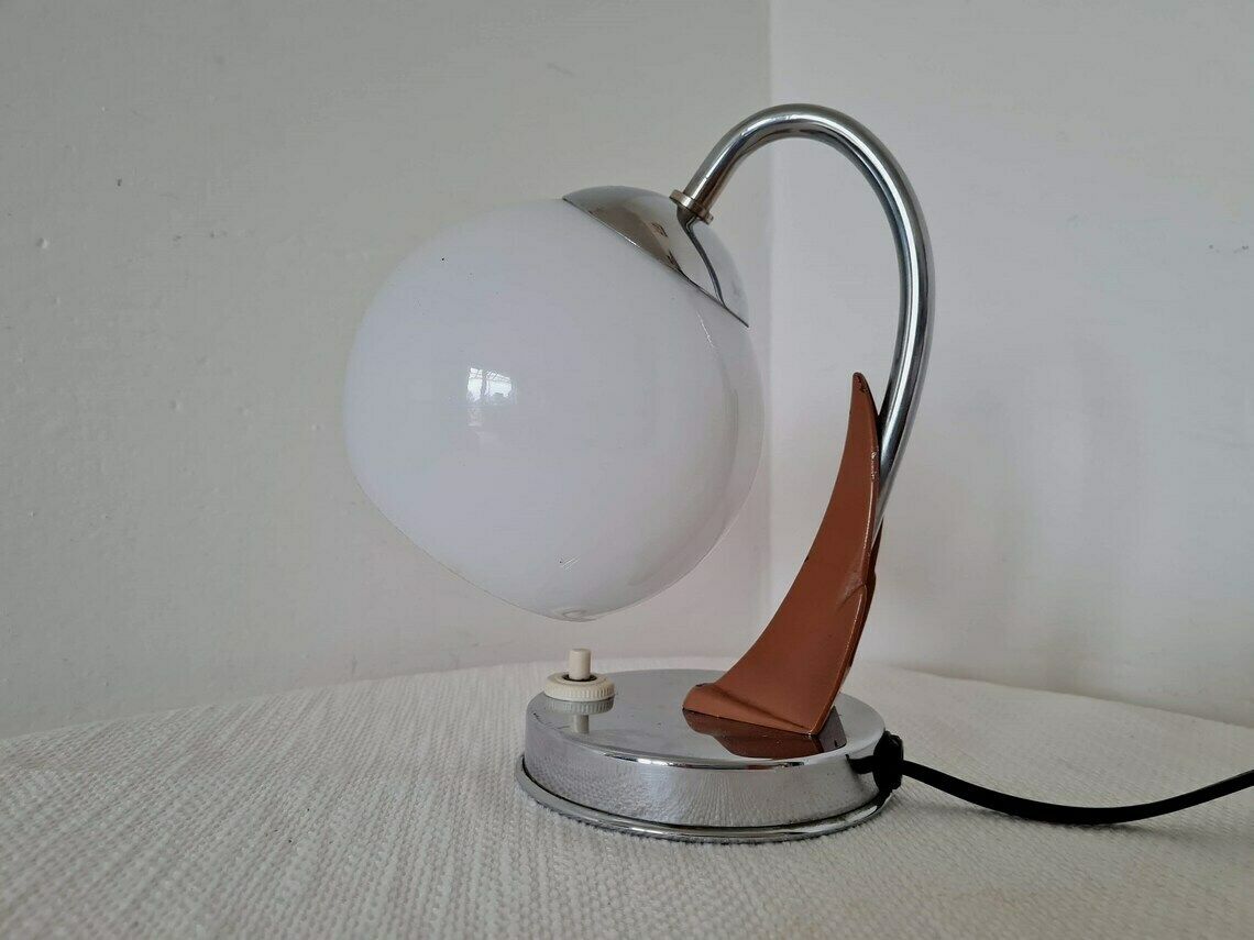 Vintage Bauhaus Nikkelen Tafellamp Zukov Met Glazen Bolkap photo Verlichting