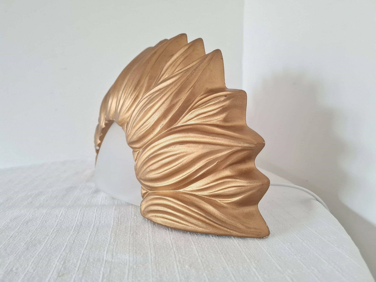 Vintage Keramische Wandlamp/Tafellamp Met Mat Glas, Gold Sun, Made In Italy photo for sale