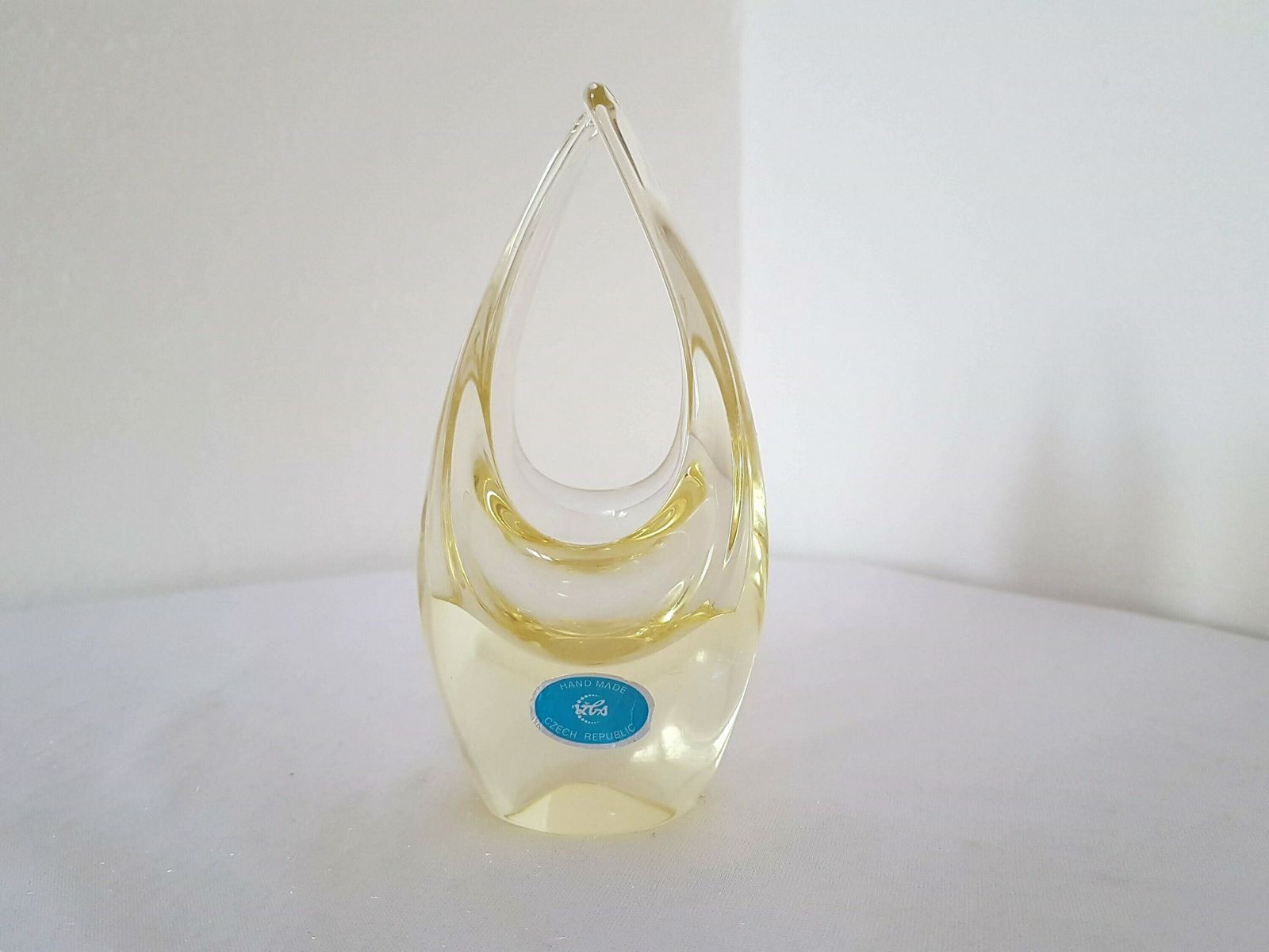 Citrine Glass Basket Sculpture Zelezny Brod Czech photo 65.0