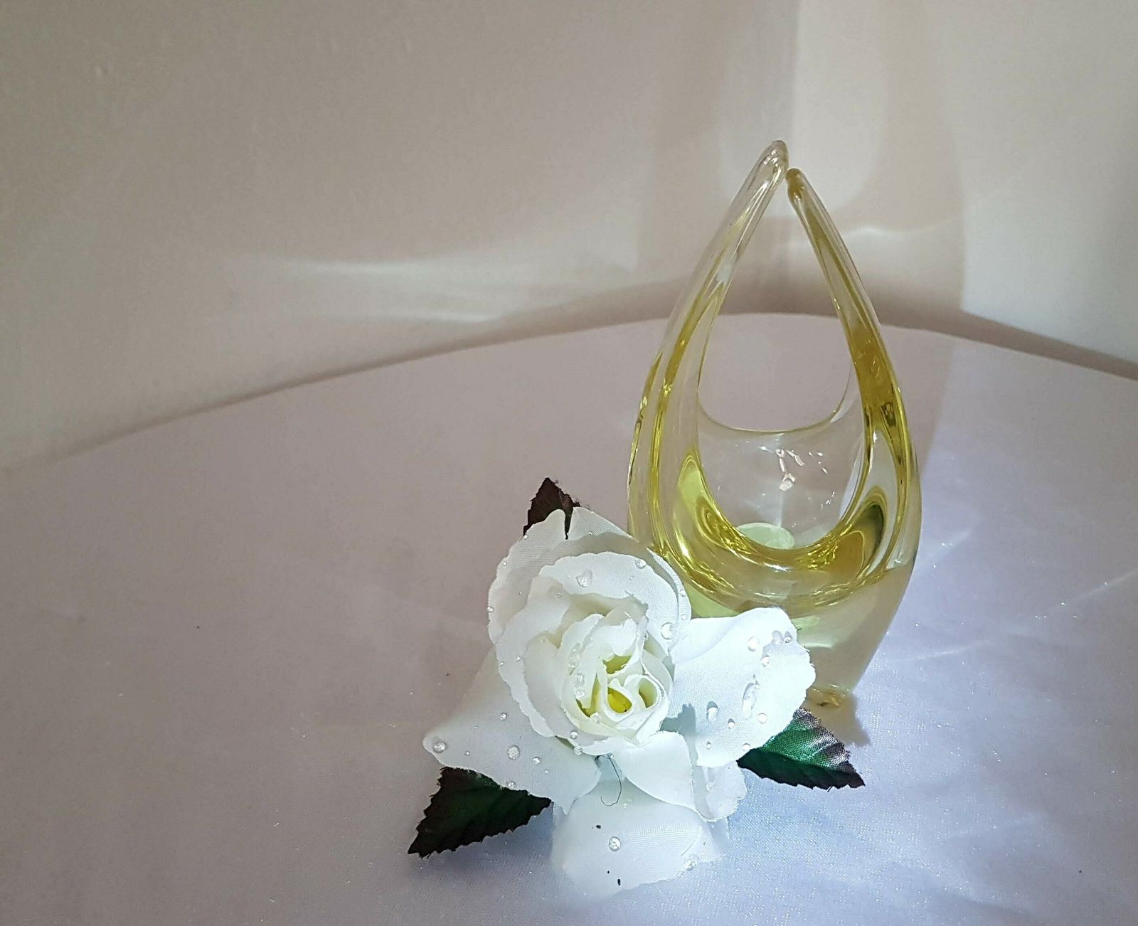 photo furniture Citrine Glass Basket Sculpture Zelezny Brod Czech