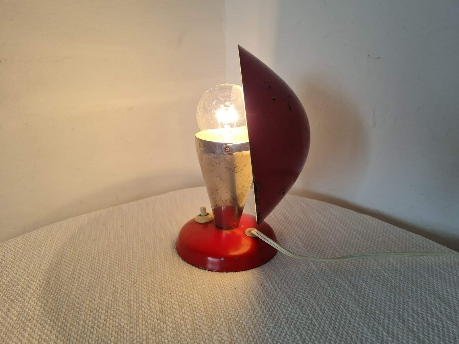 photo for sale Vintage Paddenstoel Art Deco Tafellamp Van Josef Hurka Voor Napako – Tsjechoslowaakse Bauhaus Tafellamp