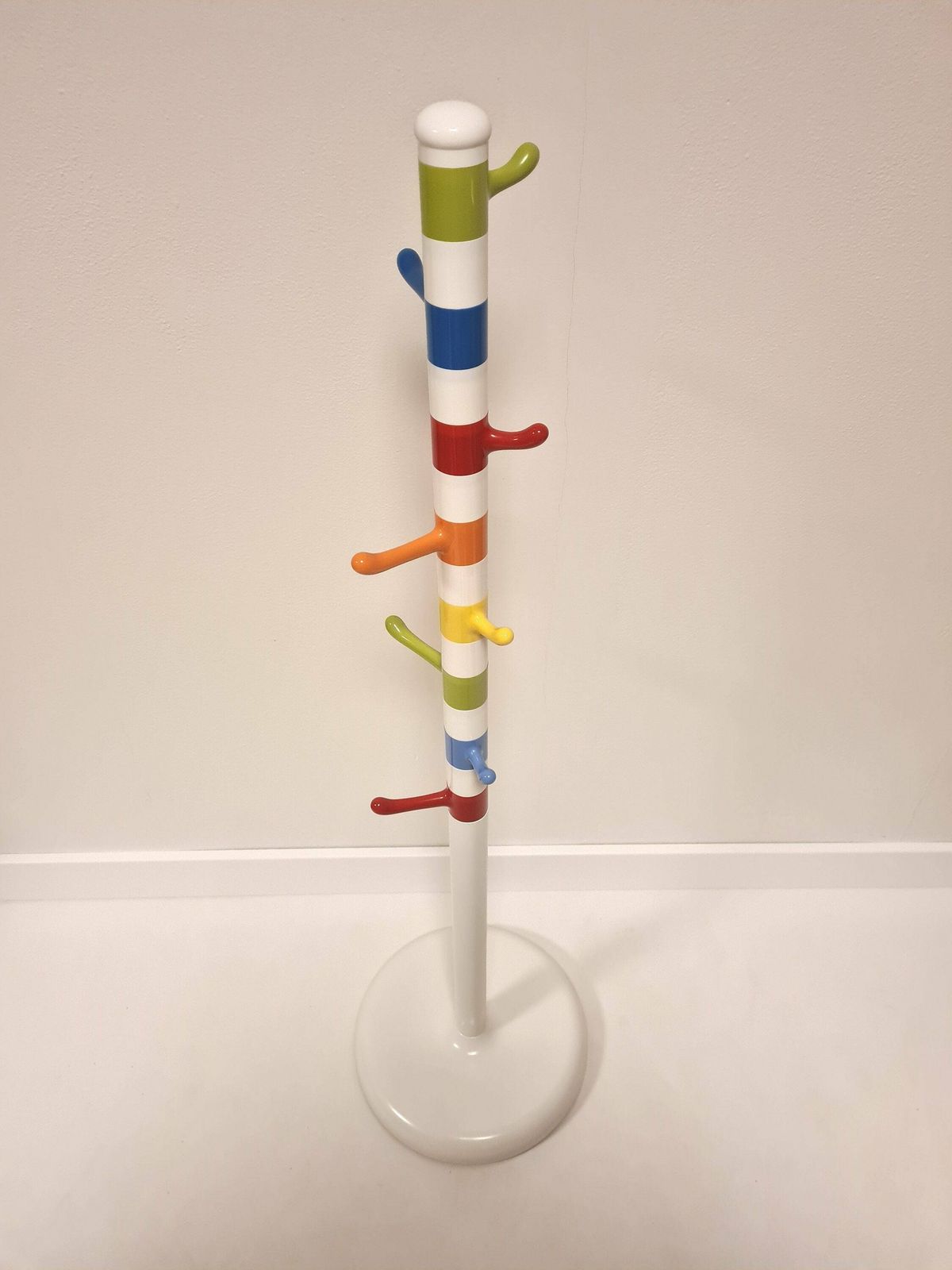 photo furniture Vintage Pop Art Memphis Milano Style Hanger Floor Standing Coat Racks