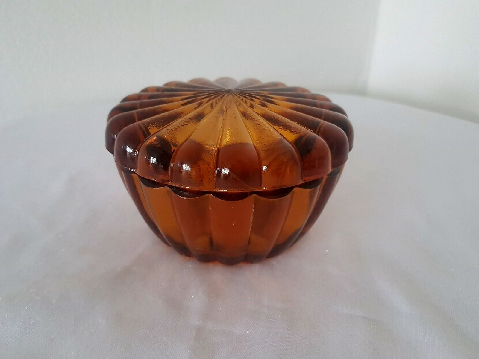 Bohemian Art Deco Amber Glass Powder Can Dose Schlevogt Hoffmann Excellent Condition photo furniture