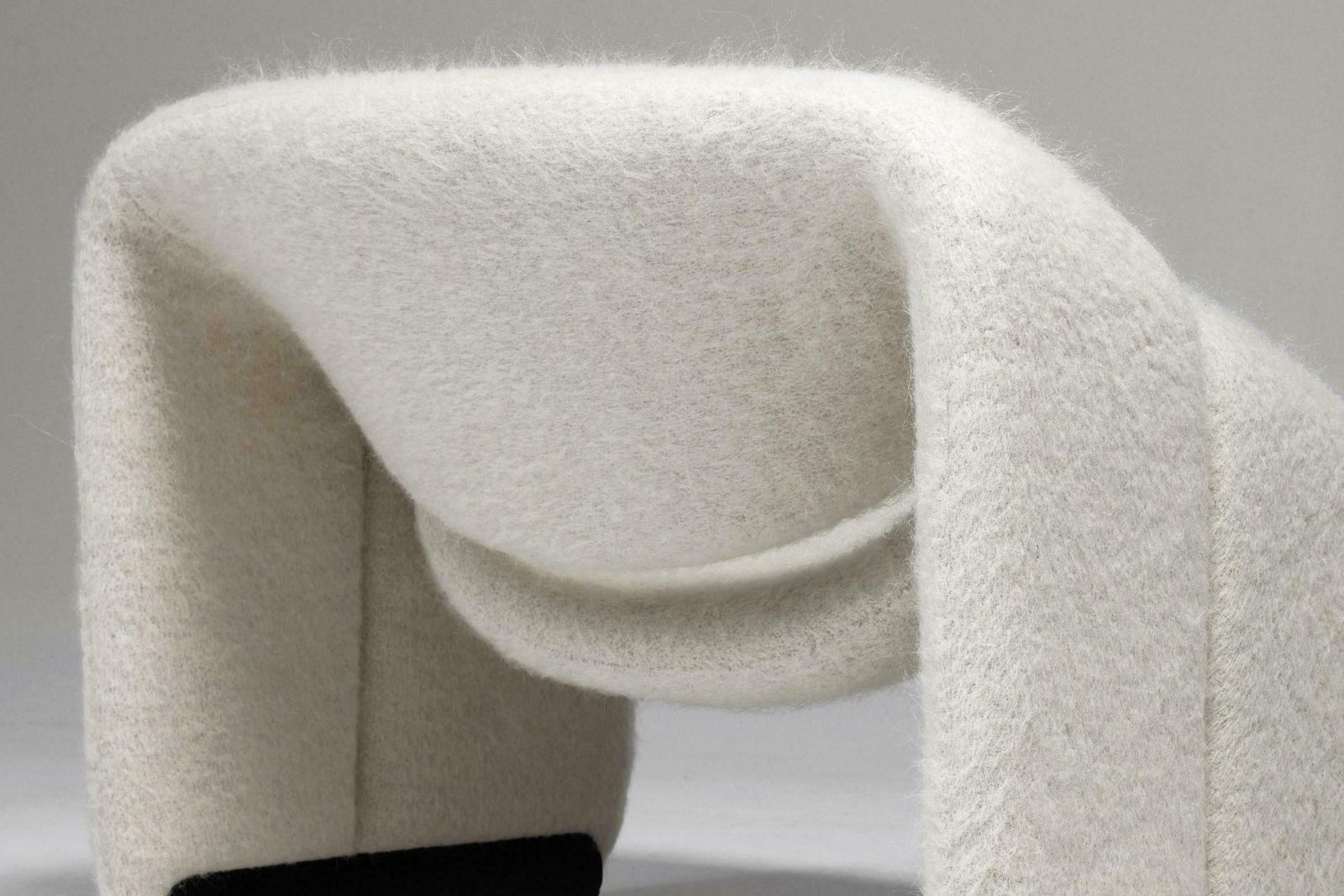 photo for sale Pierre Paulin Model F598 Groovy Armchair For Artifort Netherlands, 1972